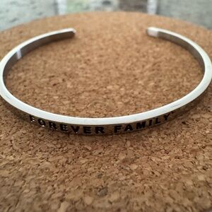 Mantra Bracelet Forever Family